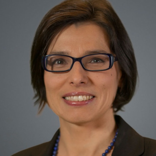 sabine-ringhofer.jpg