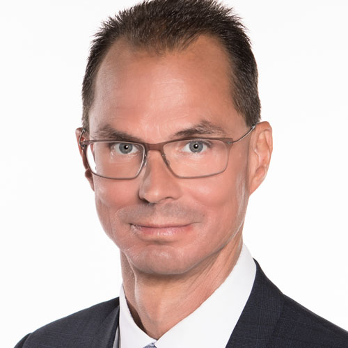 peter-vcelouch.jpg