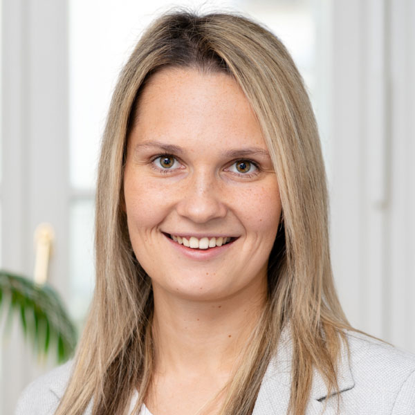 celine-gutschi.jpg