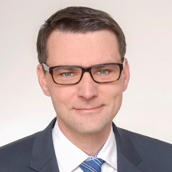 bernhard-pfeifer.jpg