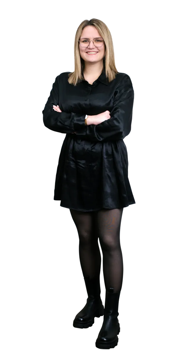 nikolina-vujanovic-fullbody-studio-next.png