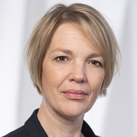 emberger-karin.jpg