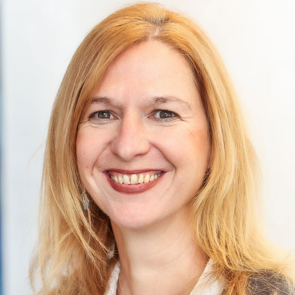 Karin Lenhard