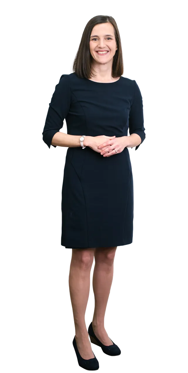 petra-pichler-fullbody-studio-next.png