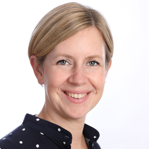 karoline-narodoslawsky.jpg