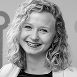 Hoellbacher__Lisa_sw.jpg