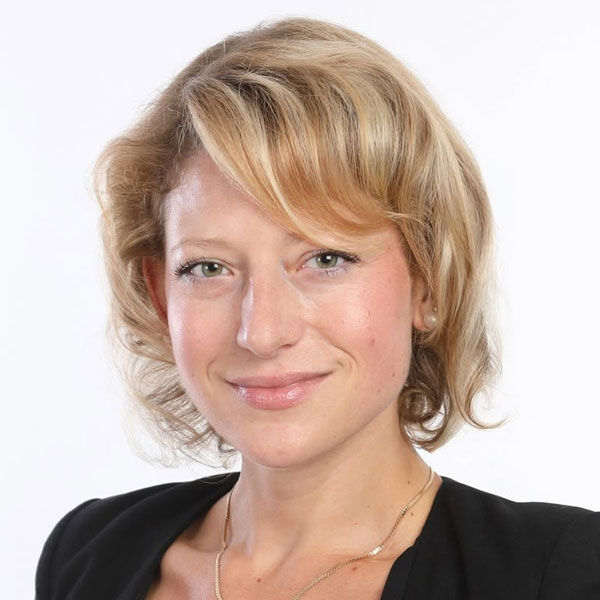 julia-schlader.jpg