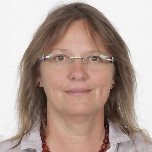 petra-hebert.jpg