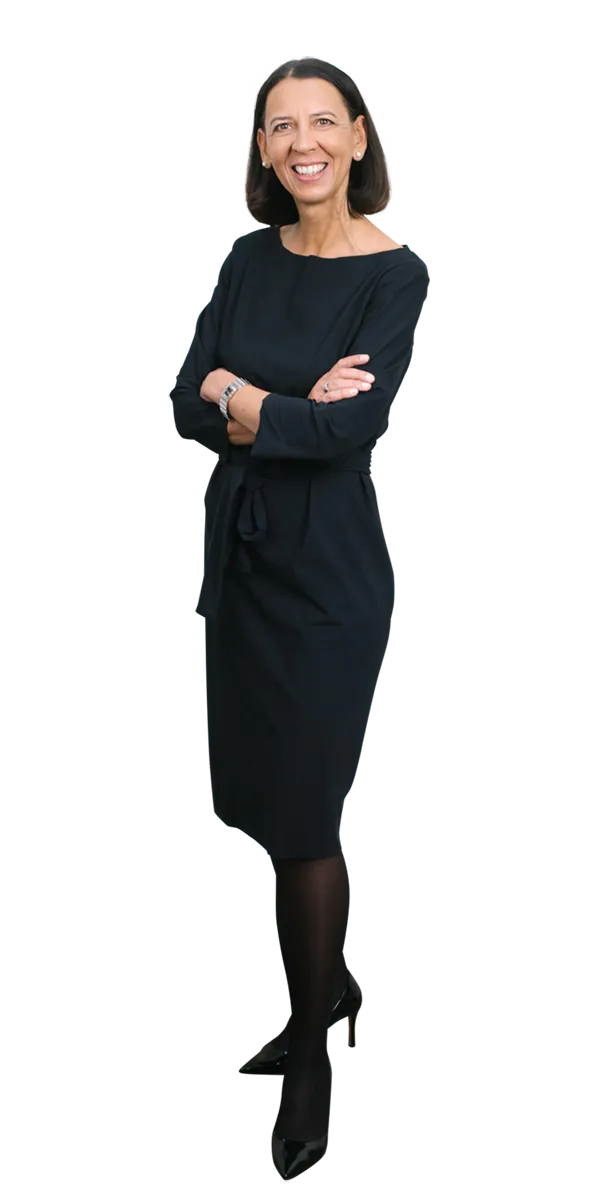 rosemarie-salcher-fullbody-studio-next.png