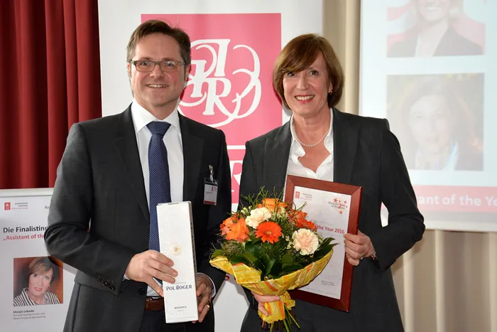 imh-assistant-of-the-year-award-2016-margit-lebeda.jpg